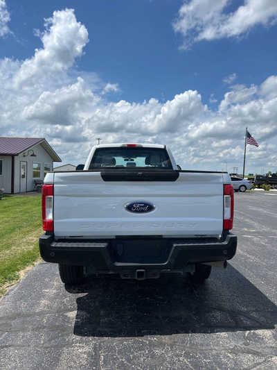 2019 Ford F250 Ext Cab, $0. Photo 4