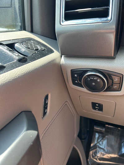 2017 Ford F150 Ext Cab, $20995. Photo 12