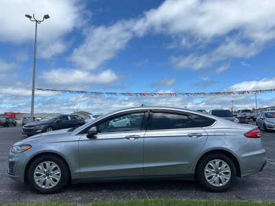 2020 Ford Fusion, $0. Photo 3