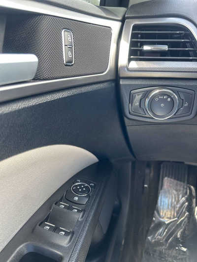 2020 Ford Fusion, $0. Photo 8