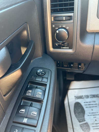 2012 RAM 2500 Crew Cab, $0. Photo 9