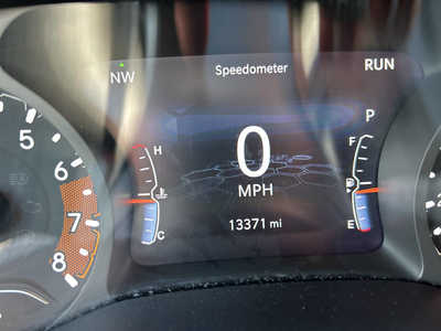 2024 Jeep Compass, $23995. Photo 12