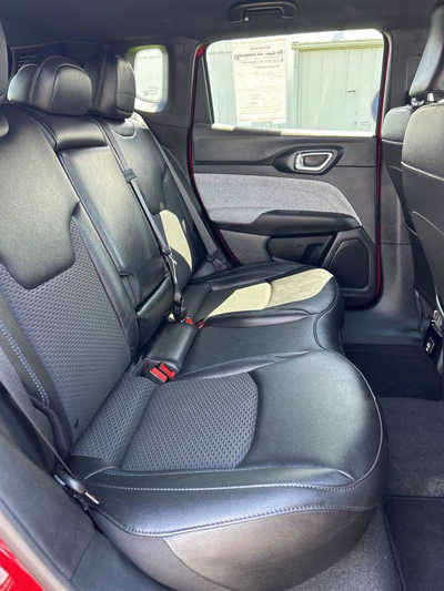 2024 Jeep Compass, $23995. Photo 6