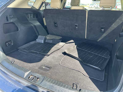 2019 Ford Edge, $16495. Photo 5