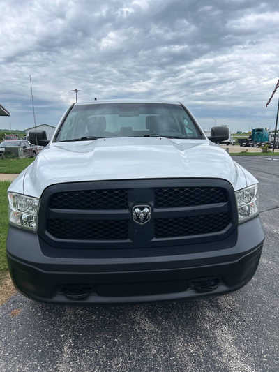 2015 RAM 1500 Ext Cab, $0. Photo 2