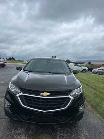 2020 Chevrolet Equinox, $0. Photo 2