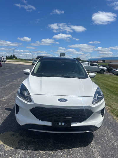2020 Ford Escape, $0. Photo 2