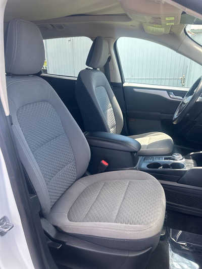 2020 Ford Escape, $0. Photo 7