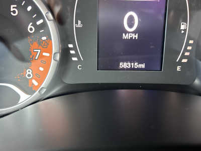 2016 Jeep Renegade, $13495. Photo 9