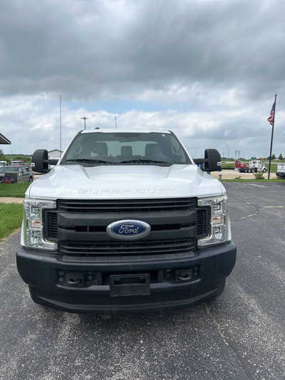 2018 Ford F250 Ext Cab, $27495. Photo 2