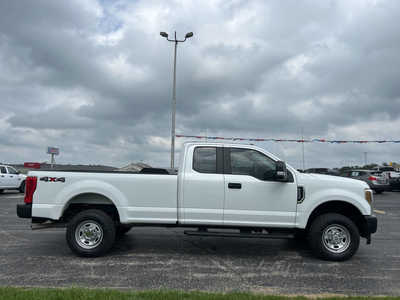 2018 Ford F250 Ext Cab, $27495. Photo 3