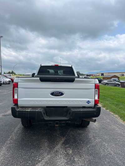 2018 Ford F250 Ext Cab, $27495. Photo 4