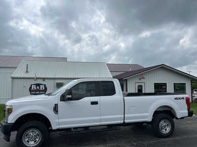 2018 Ford F250 Ext Cab, $27495. Photo 1