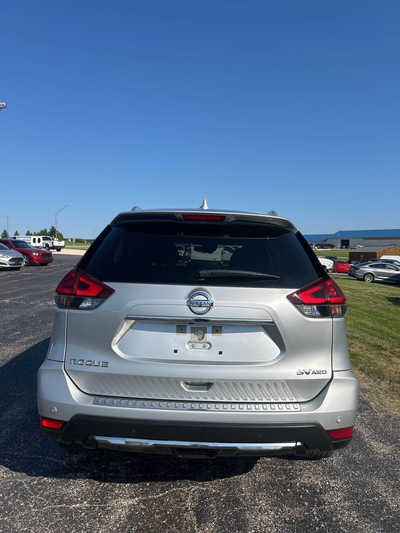 2020 Nissan Rogue, $15995. Photo 4