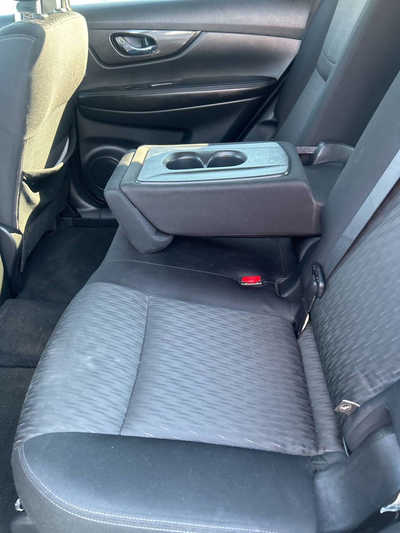 2020 Nissan Rogue, $15995. Photo 8
