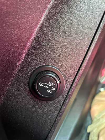 2020 Chevrolet Equinox, $0. Photo 8