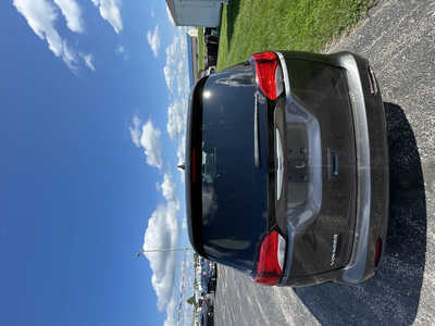 2020 Chrysler Voyager, $1. Photo 4