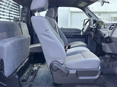 2015 Ford F250 Ext Cab, $1. Photo 8