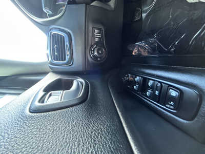 2019 Jeep Compass, $1. Photo 10