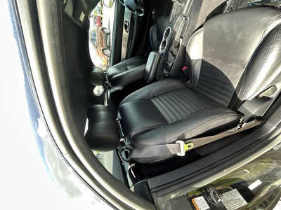 2003 Ford Thunderbird, $1. Photo 8