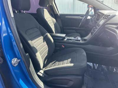 2020 Ford Fusion, $1. Photo 7