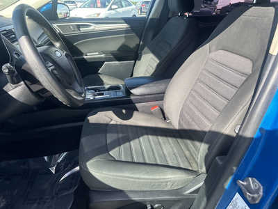 2020 Ford Fusion, $1. Photo 8