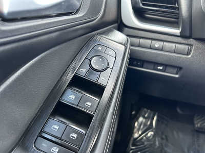 2022 Nissan Rogue, $1. Photo 11