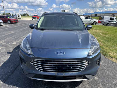 2020 Ford Escape, $1. Photo 2