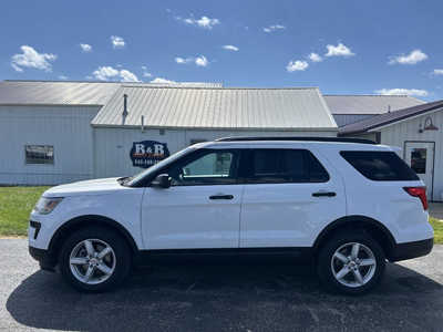 2018 Ford Explorer, $12495. Photo 1