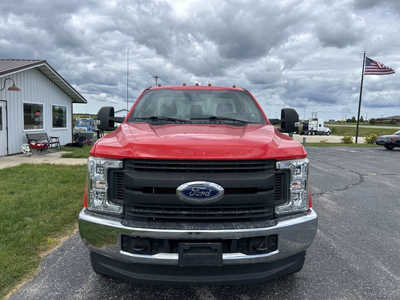 2017 Ford F-250 Super, $1. Photo 2