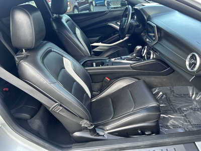 2018 Chevrolet Camaro, $1. Photo 9