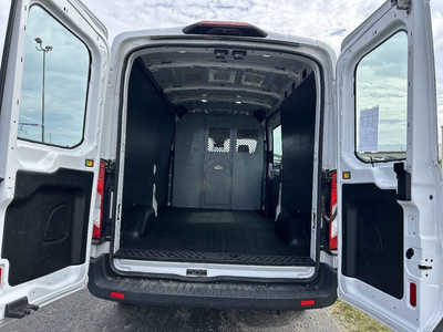 2020 Ford Transit-250, $1. Photo 5
