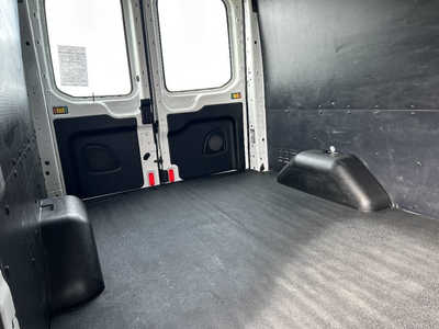 2020 Ford Transit-250, $1. Photo 8