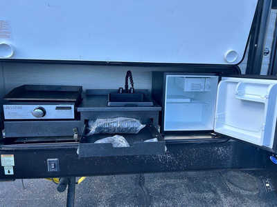 2021 Palomino , $0. Photo 9