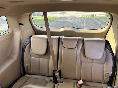 2017 Kia Sedona, $9995. Photo 7