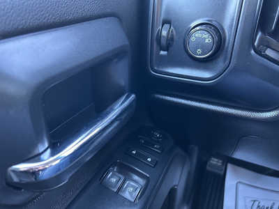 2018 Chevrolet Silverado 1500, $1. Photo 10