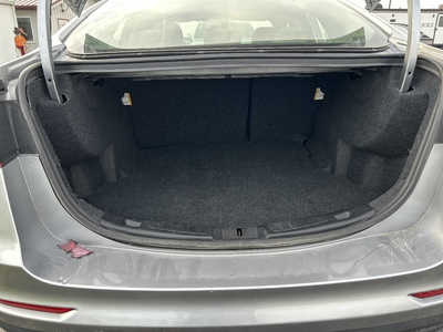 2020 Ford Fusion, $1. Photo 5