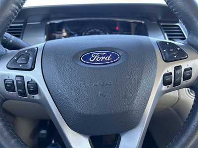 2019 Ford Taurus, $1. Photo 11