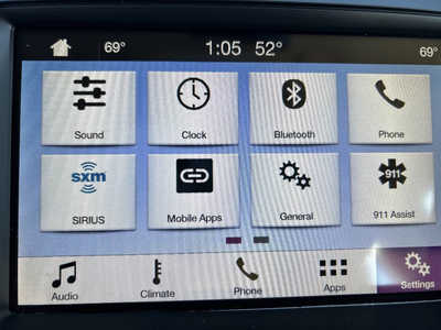 2019 Ford Taurus, $1. Photo 12