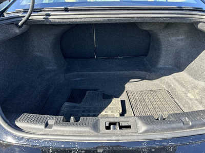 2019 Ford Taurus, $1. Photo 5