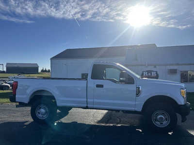 2017 Ford F250 Reg Cab, $20995. Photo 1