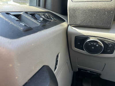 2020 Ford F250 Ext Cab, $1. Photo 9