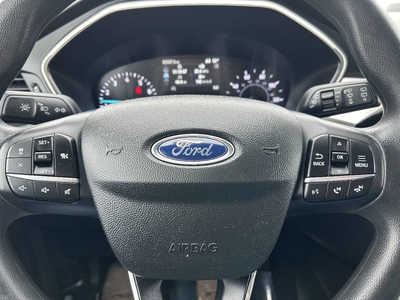 2020 Ford Escape, $14995. Photo 11