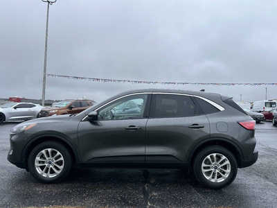 2020 Ford Escape, $14995. Photo 3