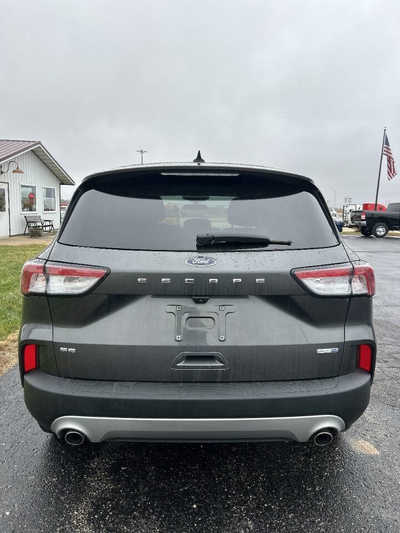 2020 Ford Escape, $14995. Photo 4