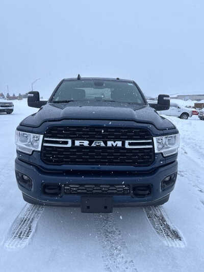2024 RAM 2500 Crew Cab, $1. Photo 2