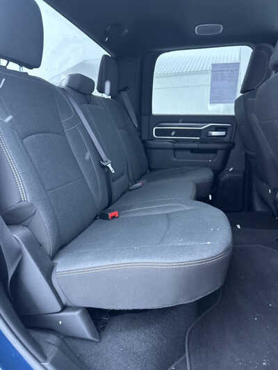 2024 RAM 2500 Crew Cab, $1. Photo 6