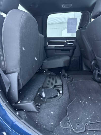 2024 RAM 2500 Crew Cab, $1. Photo 7