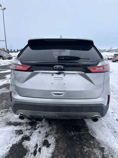 2019 Ford Edge, $1. Photo 4