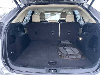 2019 Ford Edge, $1. Photo 5